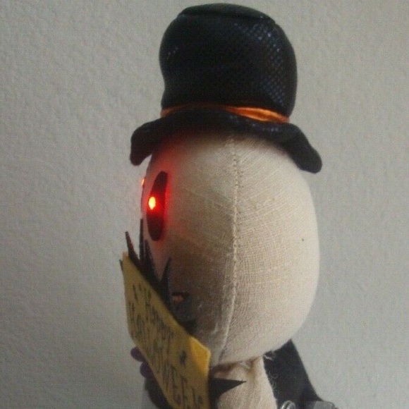 Skeleton w Led Eyes & Happy Halloween sign  Standing Doll  NEW - Picture 8 of 8